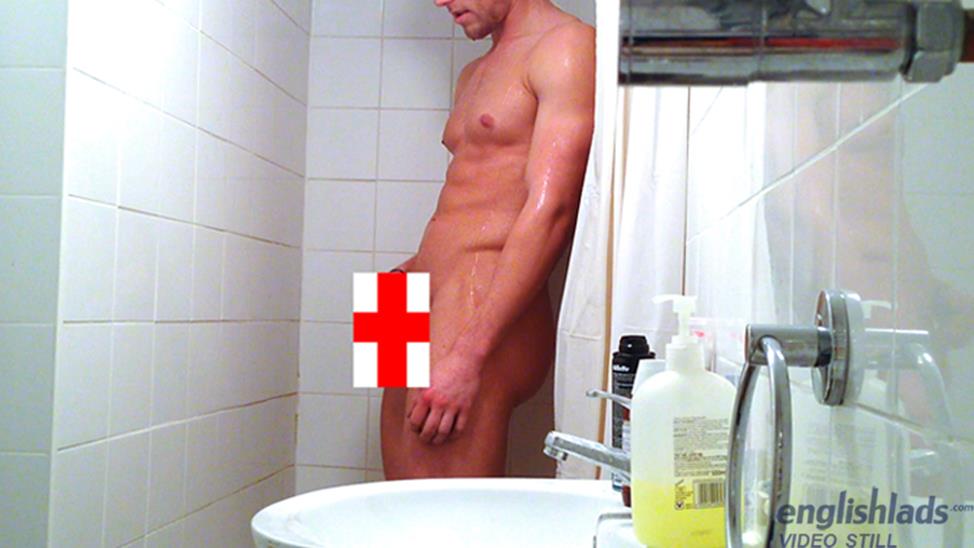 EnglishLads - Cameron Donald Wanks his Uncut Cock in the Shower 4
