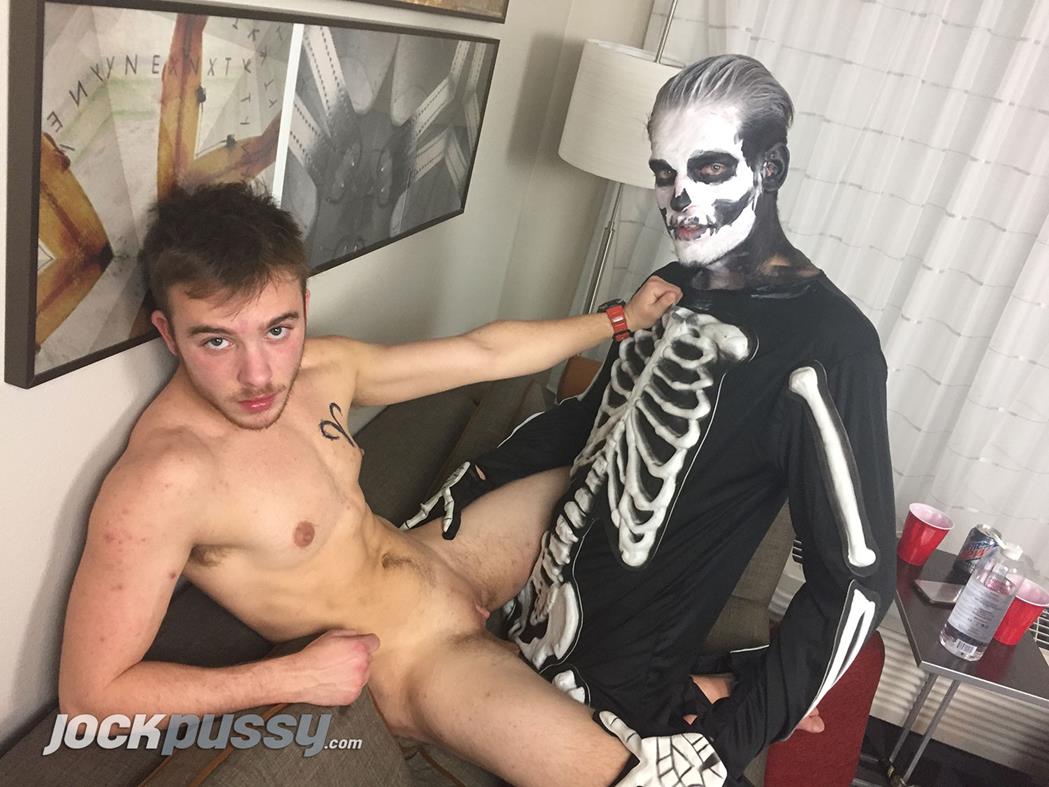 JockPussy Halloween – Luke Hudson, Zack Grayson