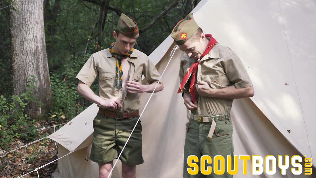 ScoutBoys.com – Walking Naked – Tom Bentley, Eric Charming