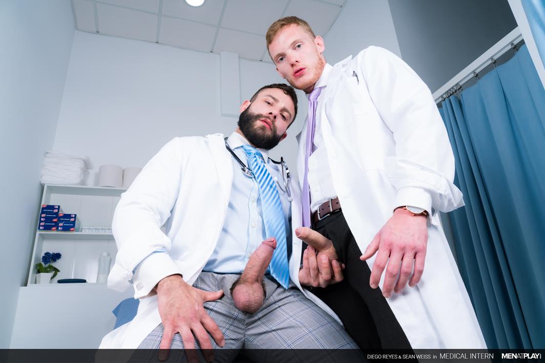 MenAtPlay - Medical Intern - Diego Reyes, Sean Weiss (8)