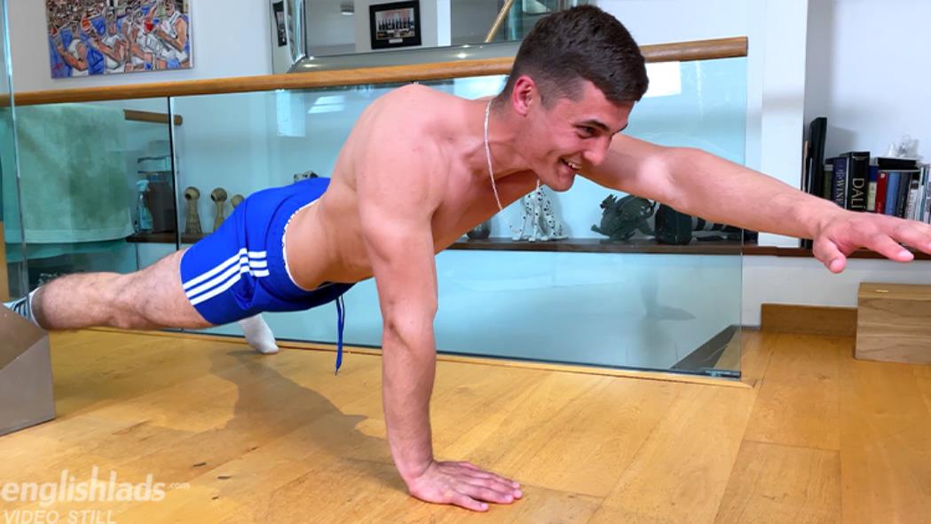 EnglishLads - Ultra Fit Gymnast Danilo Kovalenko (4)