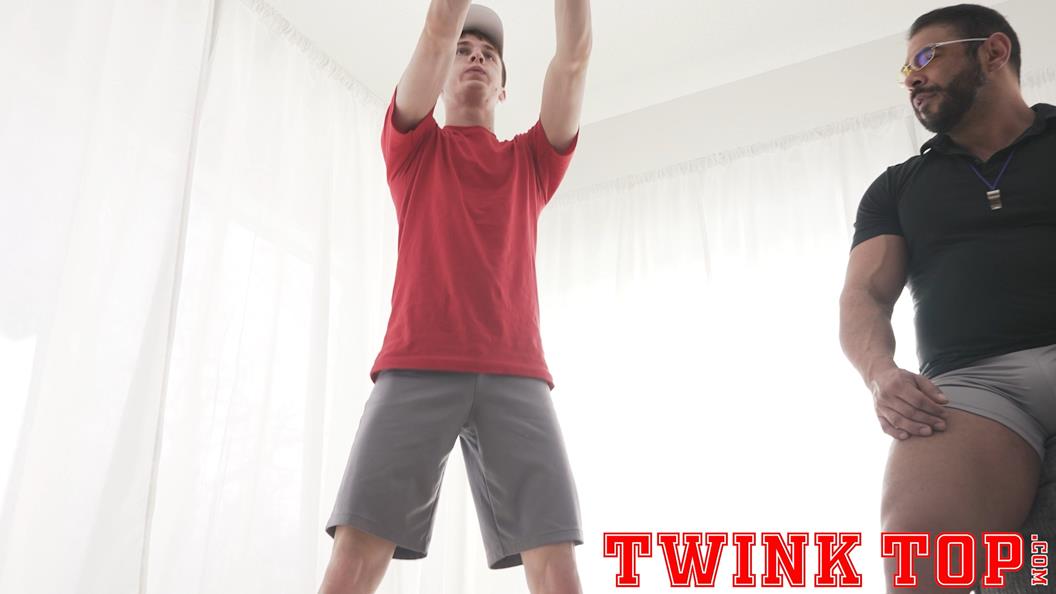 TwinkTop - Blowing Off Steam - Draven Navarro, Tyler Tanner 19