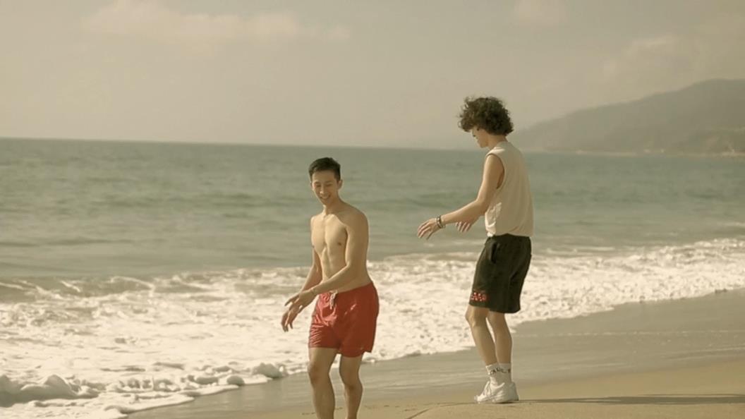 WuBoyz - A Beach Day With Chenny and Tyler (11)