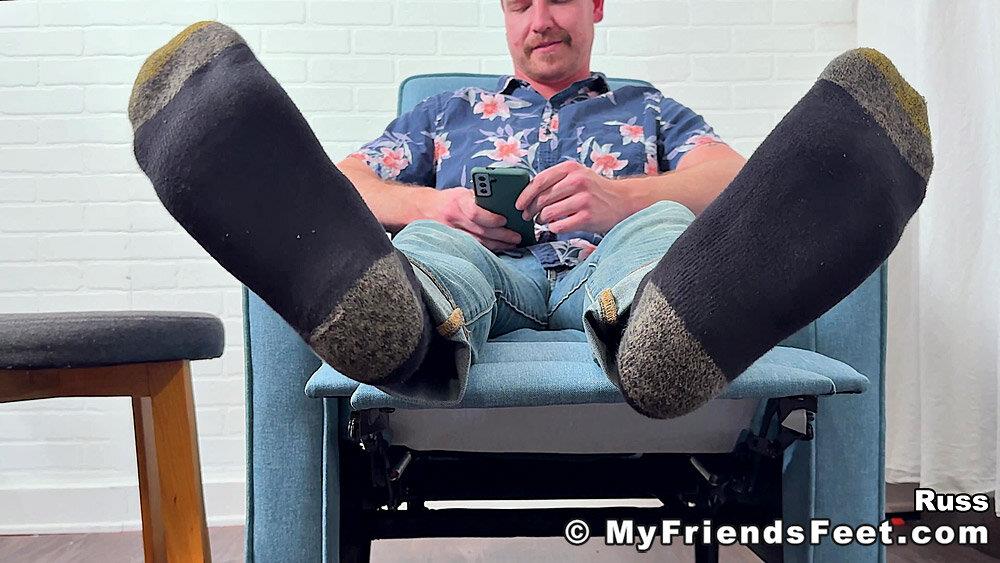 MyFriendsFeet - Russ' Big Size 11 Feet & Socks 1