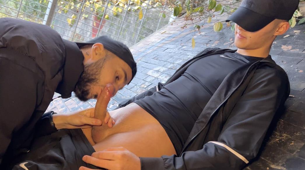 Citebeur - Gay Arab Cocksucker Drains Hung Thug's Big Dick in Parking Lot Hookup 1